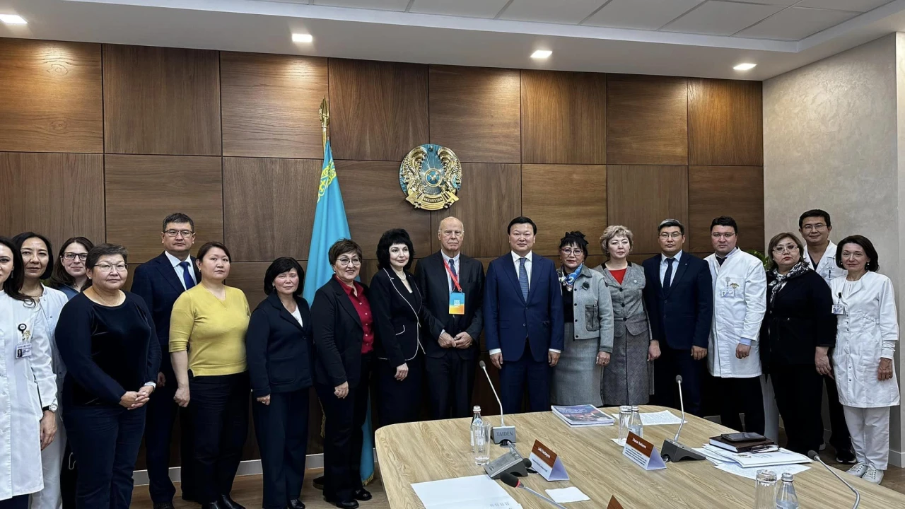 ҚР ПІБ Медициналық орталығы мен халықаралық неврология қауымдастықтарының өкілдері арасындағы кездесу 