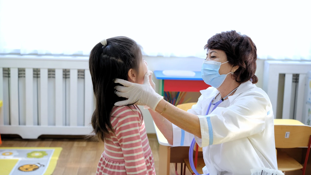 Детский сад «Қарлығаш» усилил профилактику кори 