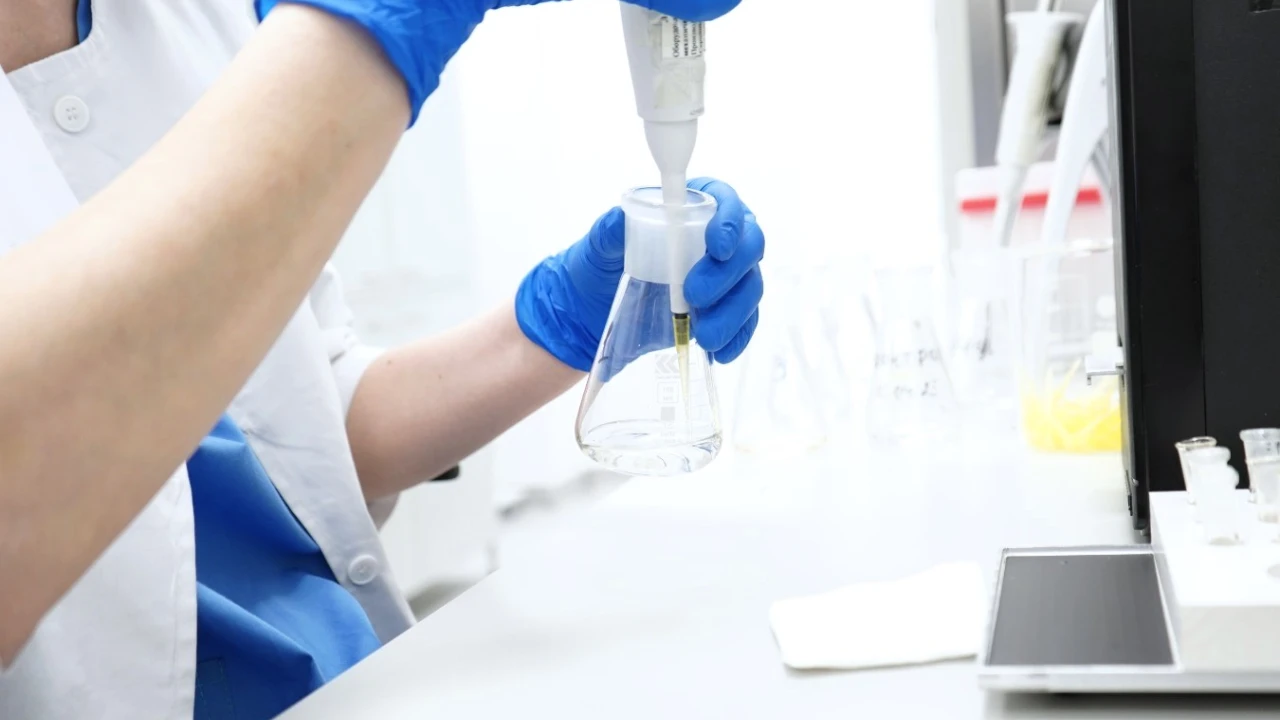 Косметикалық өнімдердің токсикалық қауіпсіздігі: заманауи бақылау әдістері 