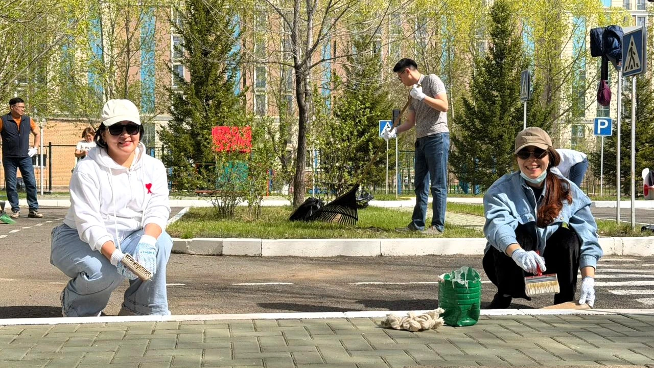 Свыше 400 работников системы Медицинского центра УДП РК приняли участие в общегородском субботнике 