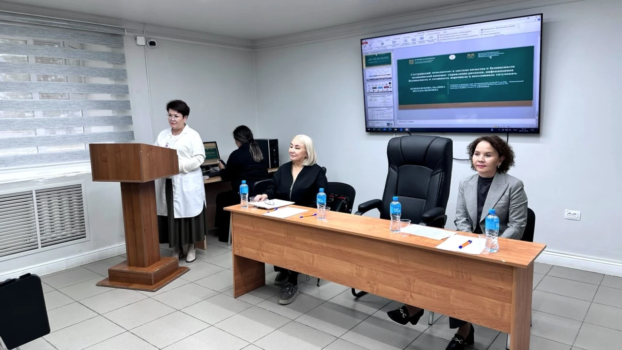 Медициналық орталық дәрігерлері Қарағандының бірнеше клиникасында ота жасай бастады 